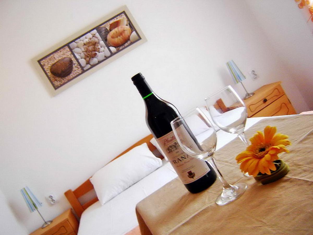 Apartments Maris Garden Petrovac Exterior photo